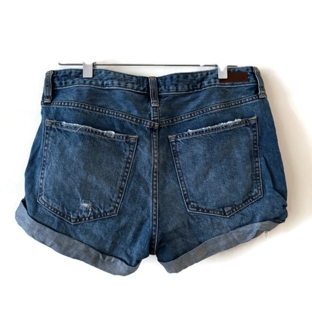 Abercrombie & Fitch Ames Low Rise Boyfriend Shorts Size 6 - Picture 2 of 3